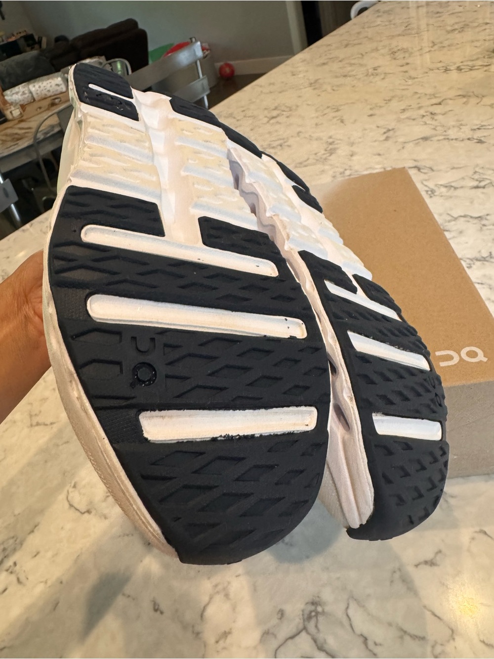 On Cloudswift Women's Athletic Shoes - White gray and Navy - Picture 3 of 10